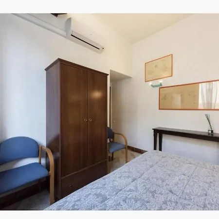 Apartment Tre Gigli Apartment, 5 Minutes From Station, Via Palazzuolo 55