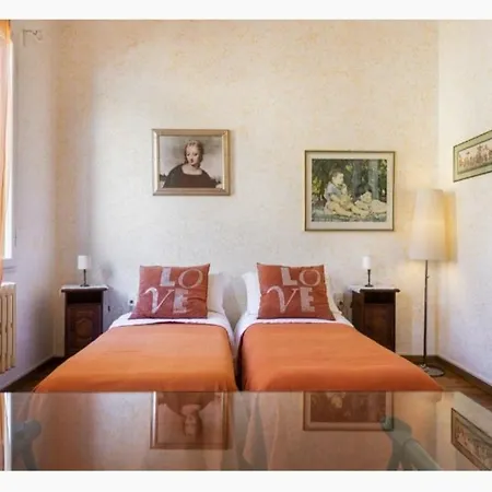 Tre Gigli Apartment, 5 Minutes From Station, Via Palazzuolo 55 Apartment