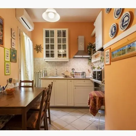 Tre Gigli Apartment, 5 Minutes From Station, Via Palazzuolo 55 Apartment Florence